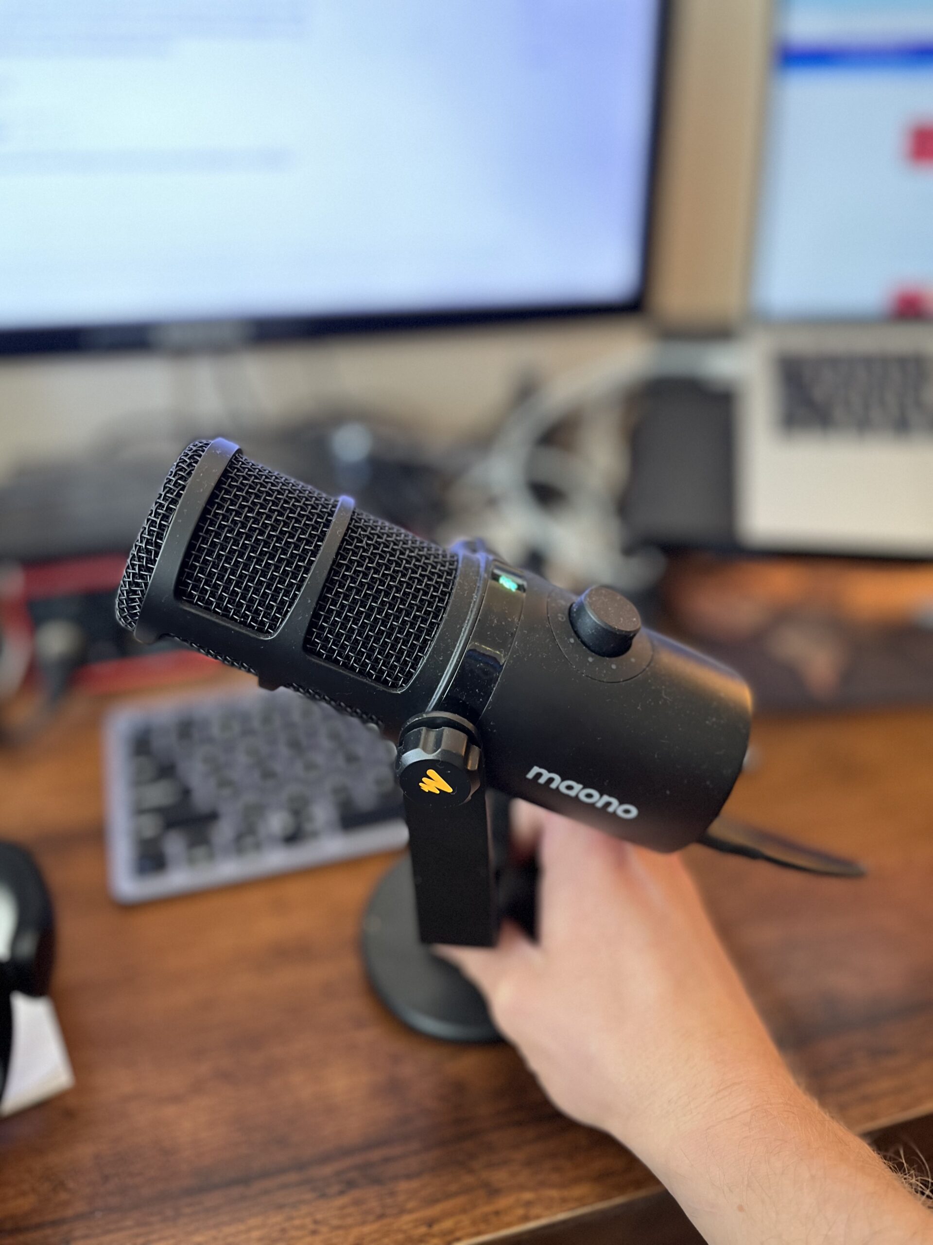 The Maono PD400X: My Honest Review | Two Story Melody